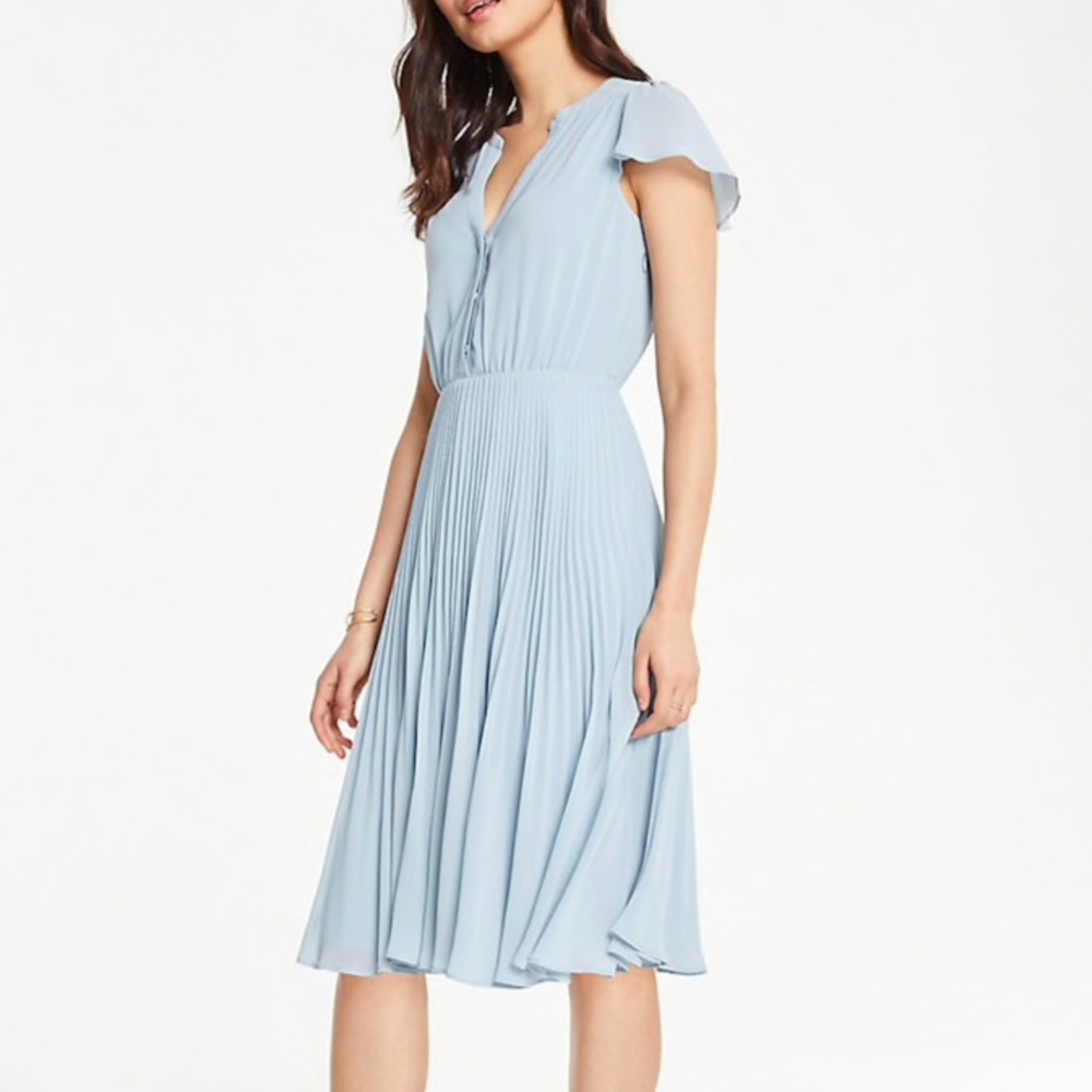 NWT Ann Taylor Pleated Midi Dress Size 10 Pale Blue Flutter Sleeve V Neck Dress